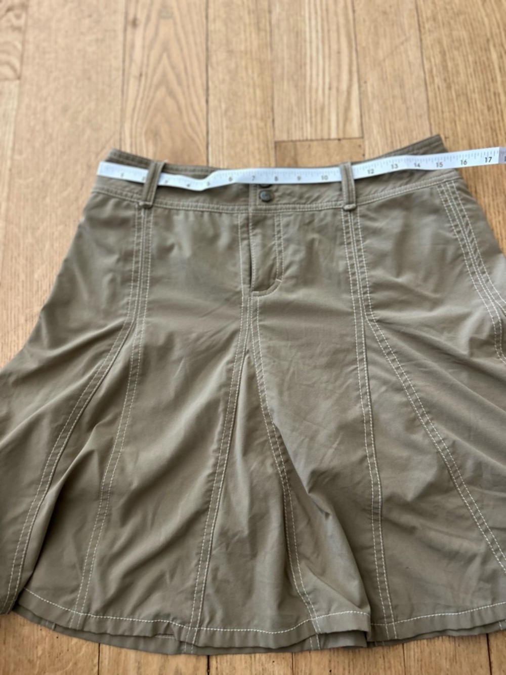 Athleta Khaki Skater Skort with Panel Stitching